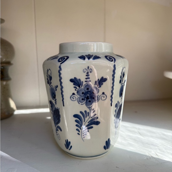 Vintage Holland Delft Blue and White Floral Ceramic Vase - Picture 3 of 5
